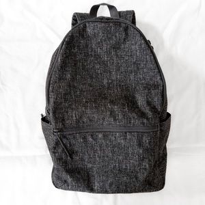 Everlane Street Nylon Zip Large Backpack in Dark Grey Crosshatch